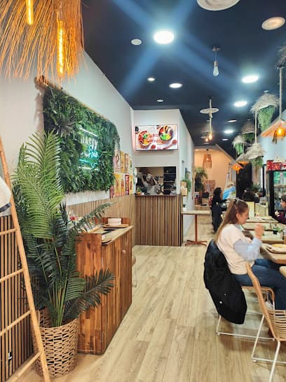 TOASTY POKE MARSEILLE "Toasts & Poké bowls"