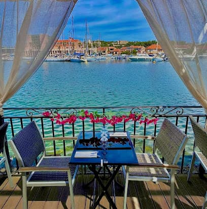 Restaurant L’hydravion Martigues